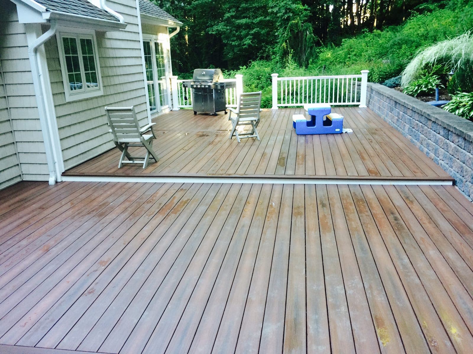 Composite Deck & Retaining Wall