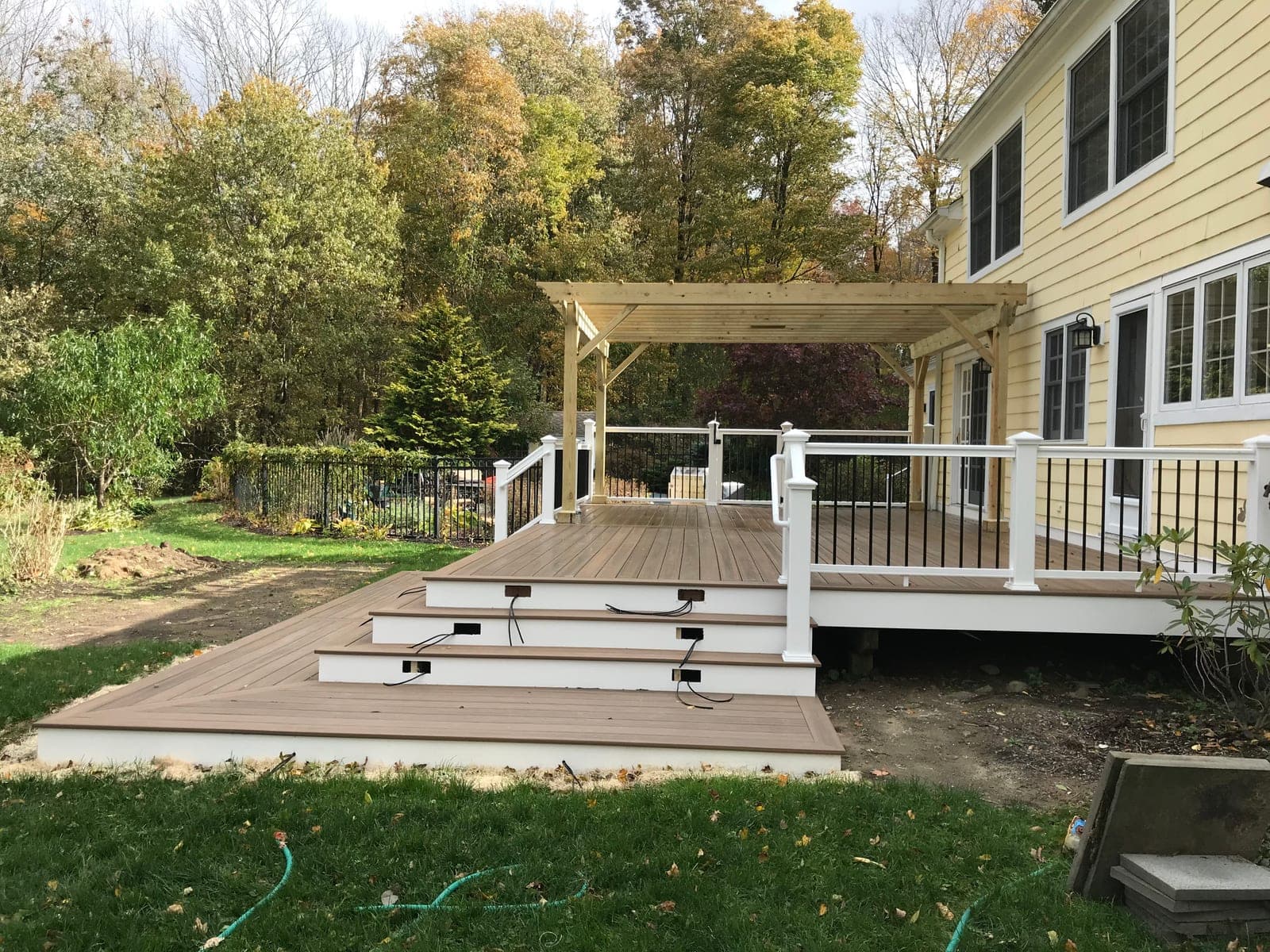 Pergola & Composite Deck